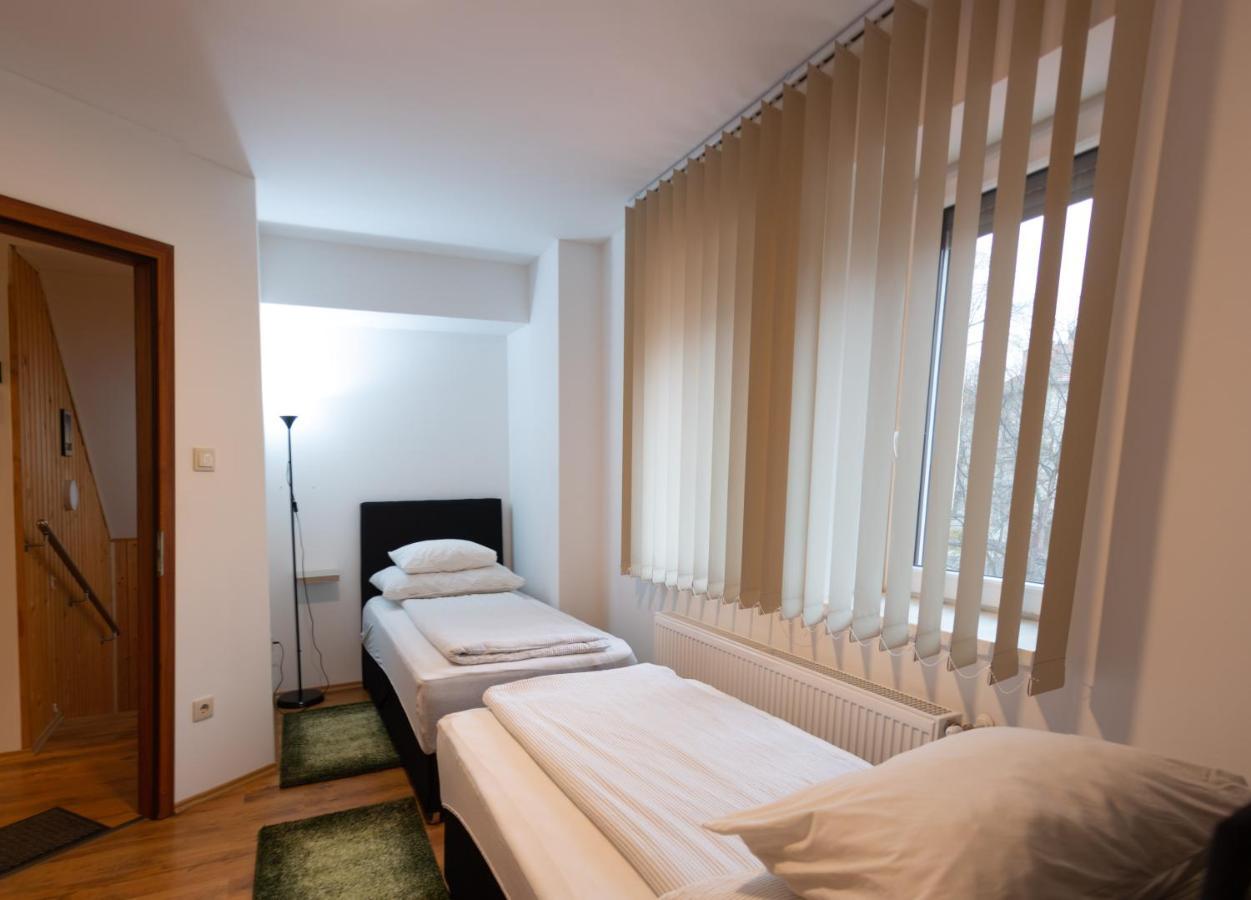 Poroszlay Apartman Debrecen Eksteriør bilde