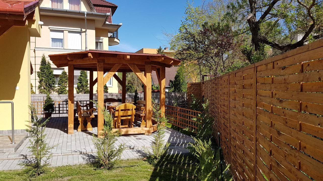 Poroszlay Apartman Debrecen Eksteriør bilde